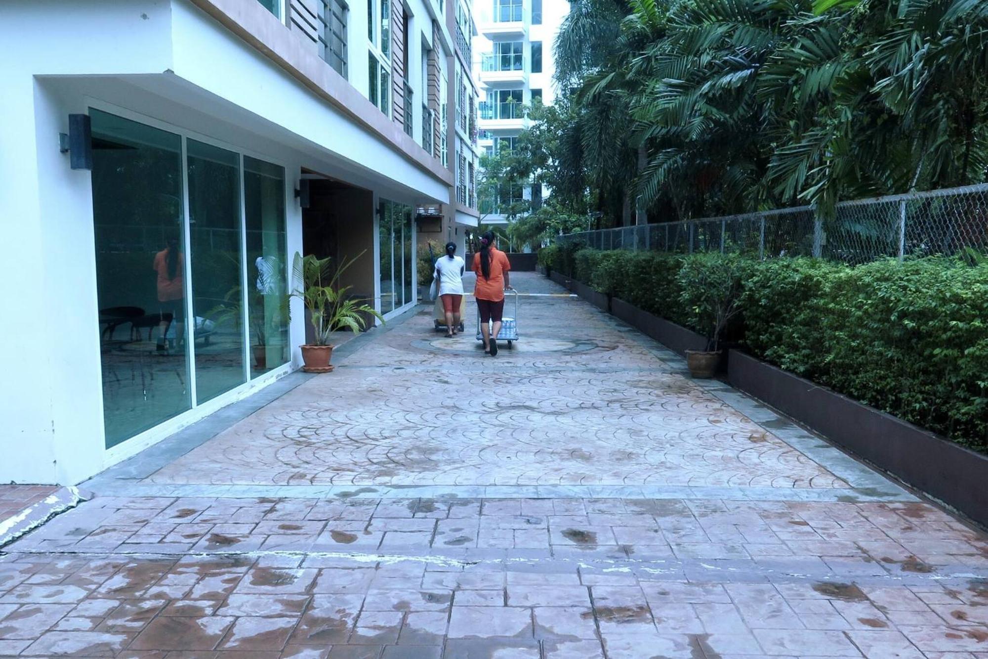 6-26 Large 1 Br-1bath 1 Km Walking To Lägenhet Patong