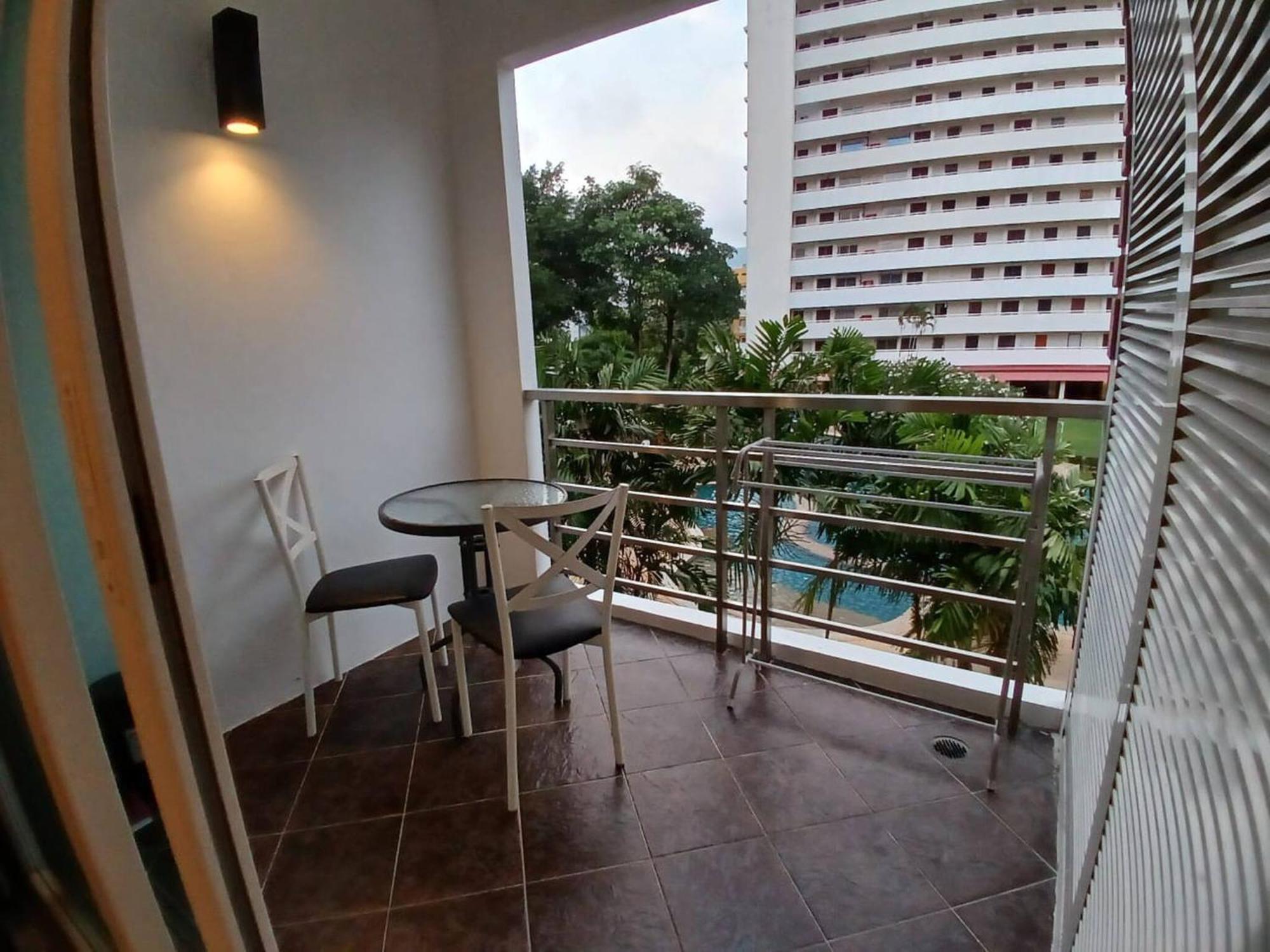 6-26 Large 1 Br-1bath 1 Km Walking To Lägenhet *
